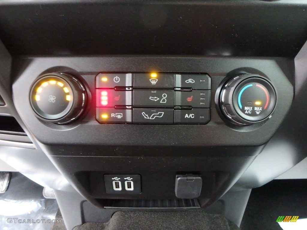 2019 Ford F150 XLT SuperCrew 4x4 Controls Photo #136187026
