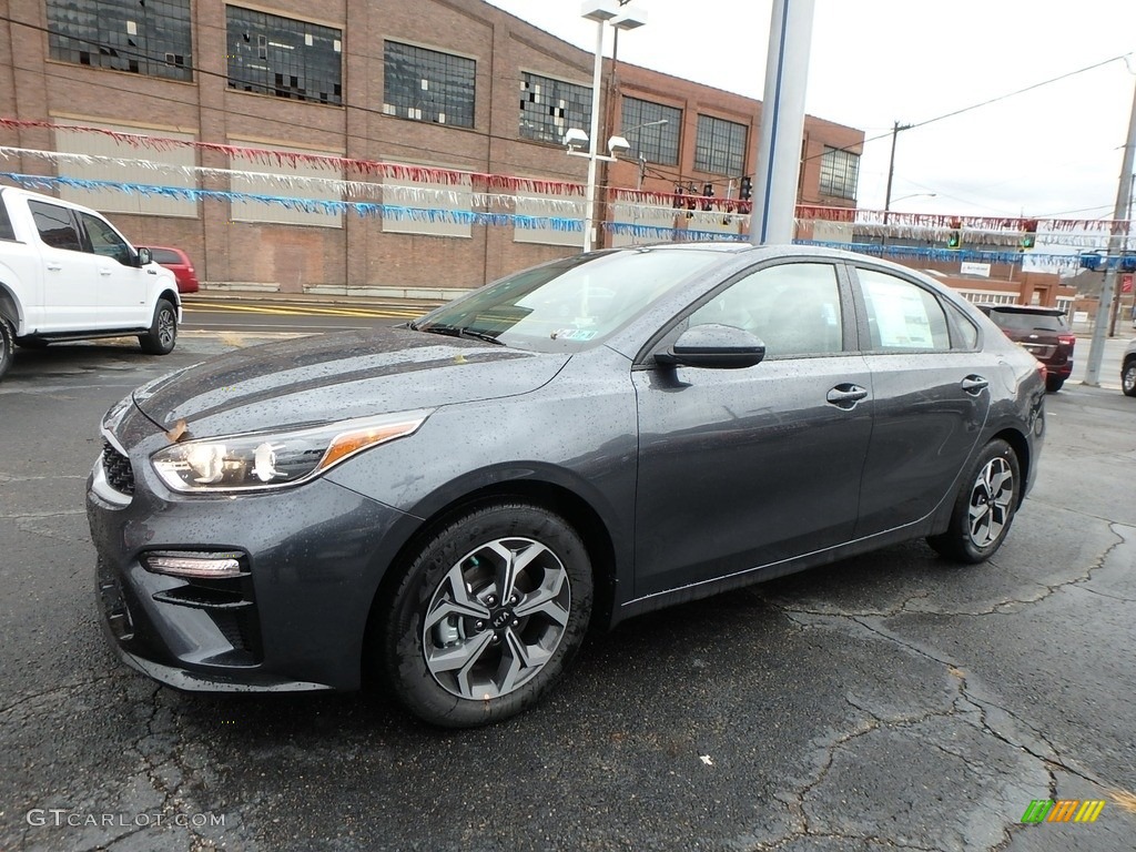 2020 Forte LXS - Gravity Grey / Black photo #7