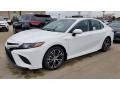 Super White 2020 Toyota Camry Hybrid SE Exterior