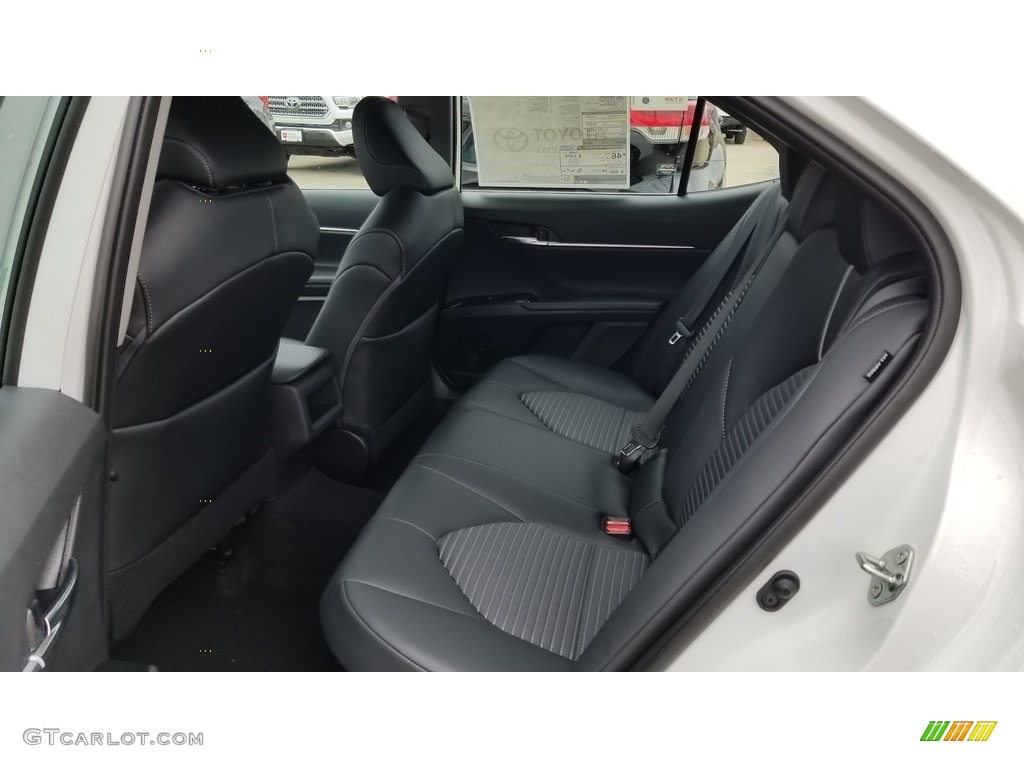 Black Interior 2020 Toyota Camry Hybrid SE Photo #136188679