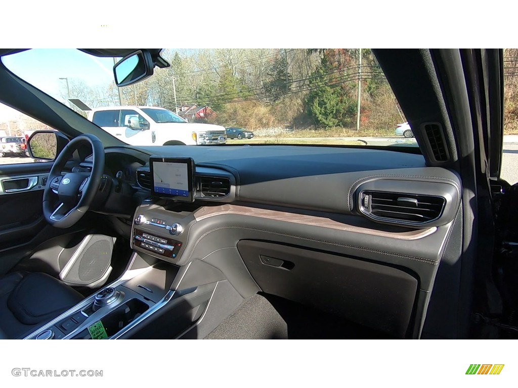2020 Explorer Platinum 4WD - Agate Black Metallic / Ebony photo #26