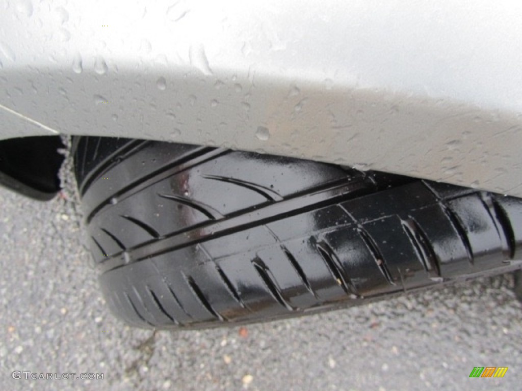 2004 350Z Touring Coupe - Silverstone Metallic / Charcoal photo #13