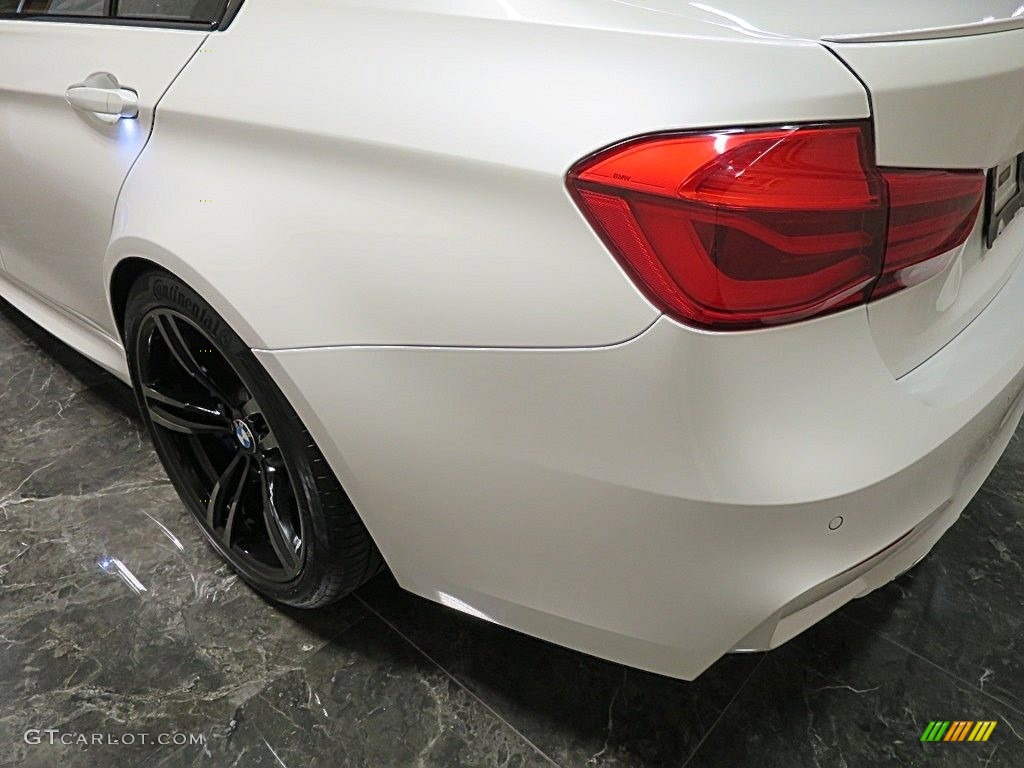 2017 M3 Sedan - Mineral White Metallic / Black photo #7