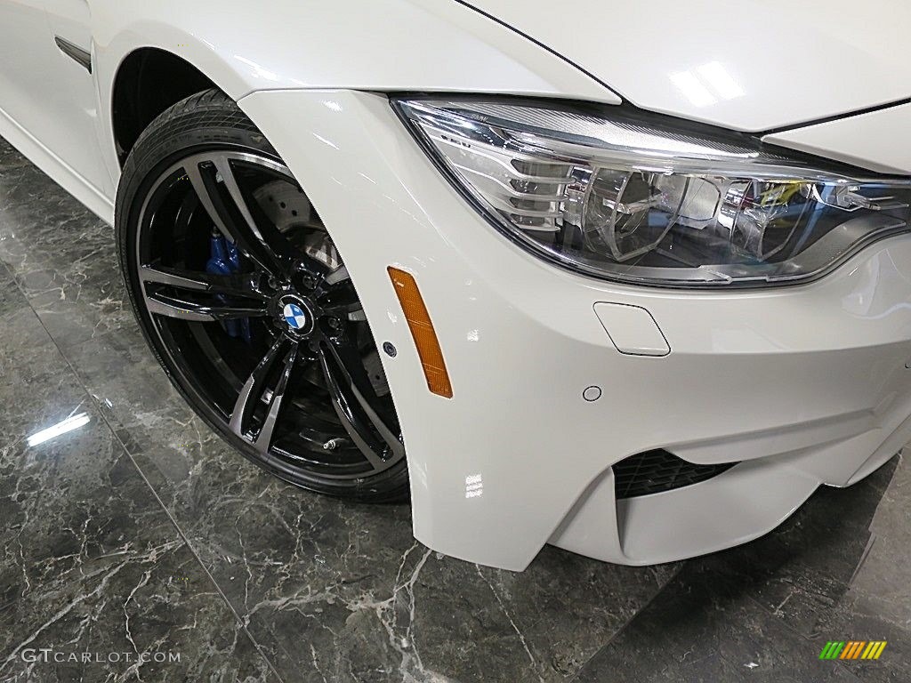 2017 M3 Sedan - Mineral White Metallic / Black photo #8