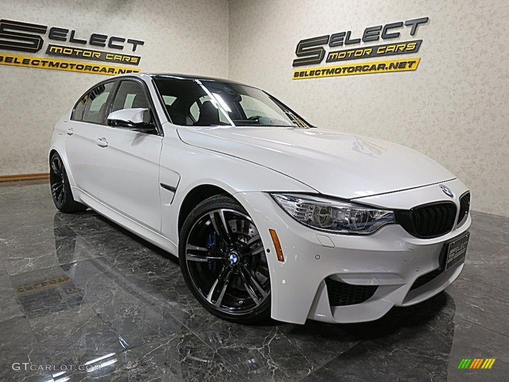 2017 M3 Sedan - Mineral White Metallic / Black photo #9
