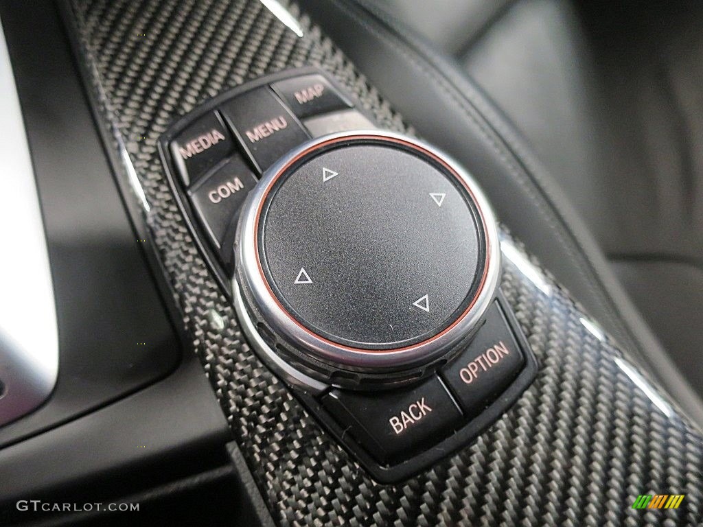 2017 M3 Sedan - Mineral White Metallic / Black photo #26