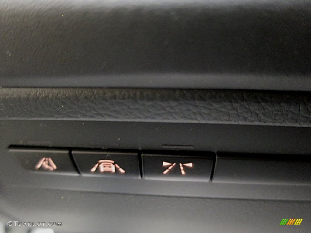 2017 M3 Sedan - Mineral White Metallic / Black photo #27