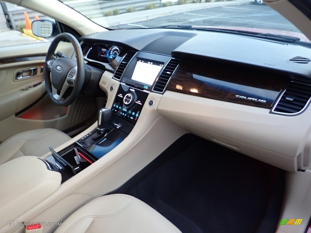 2019 Taurus Limited AWD - Ruby Red / Dune photo #11