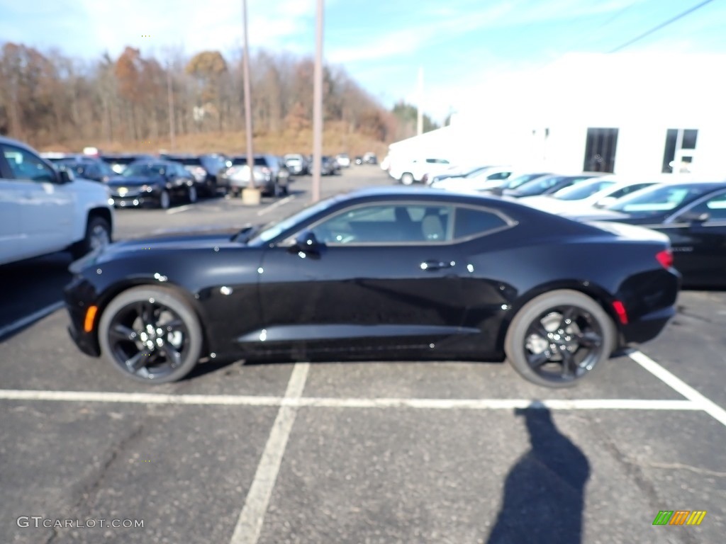 2020 Camaro LT Coupe - Black / Jet Black photo #2