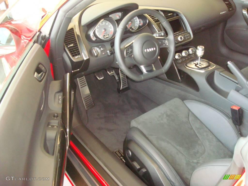 2009 R8 4.2 FSI quattro - Brilliant Red / Black Alcantara/Leather photo #7