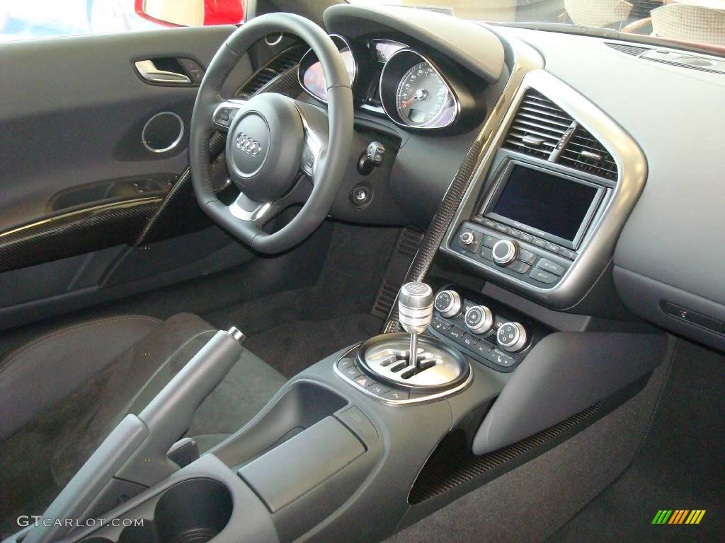 2009 R8 4.2 FSI quattro - Brilliant Red / Black Alcantara/Leather photo #13