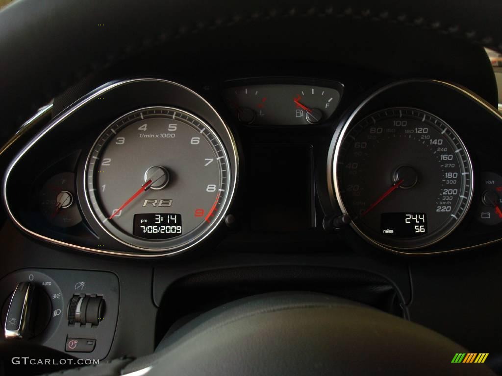 2009 R8 4.2 FSI quattro - Brilliant Red / Black Alcantara/Leather photo #25