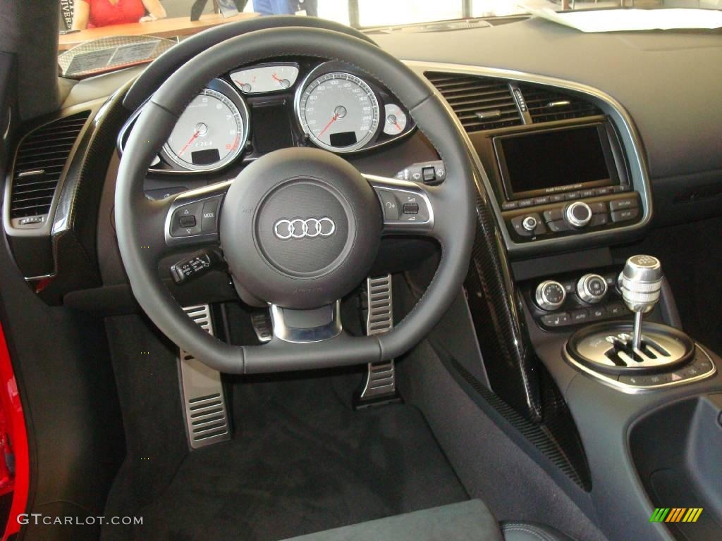 2009 R8 4.2 FSI quattro - Brilliant Red / Black Alcantara/Leather photo #34