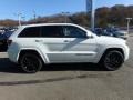 Bright White - Grand Cherokee Altitude 4x4 Photo No. 7