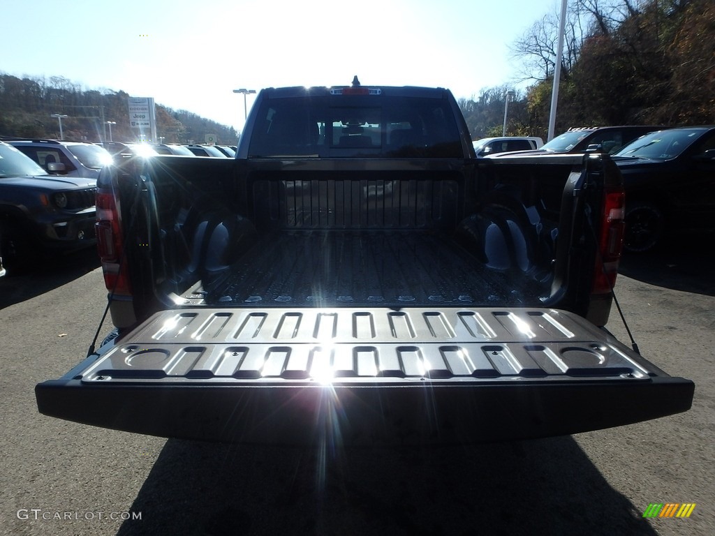 2020 1500 Laramie Crew Cab 4x4 - Granite Crystal Metallic / Black photo #5