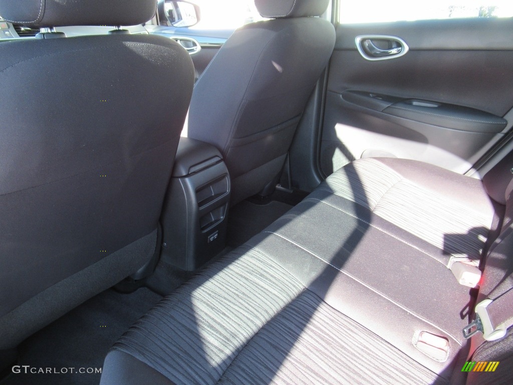 2019 Sentra SV - Super Black / Charcoal photo #11