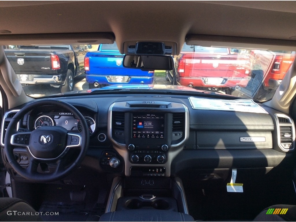 2020 1500 Laramie Crew Cab 4x4 - Billet Silver Metallic / Black photo #13