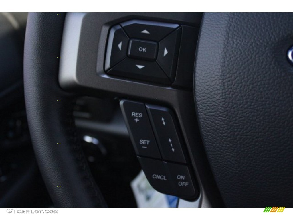2019 Expedition XLT - White Platinum Metallic Tri-Coat / Ebony photo #17