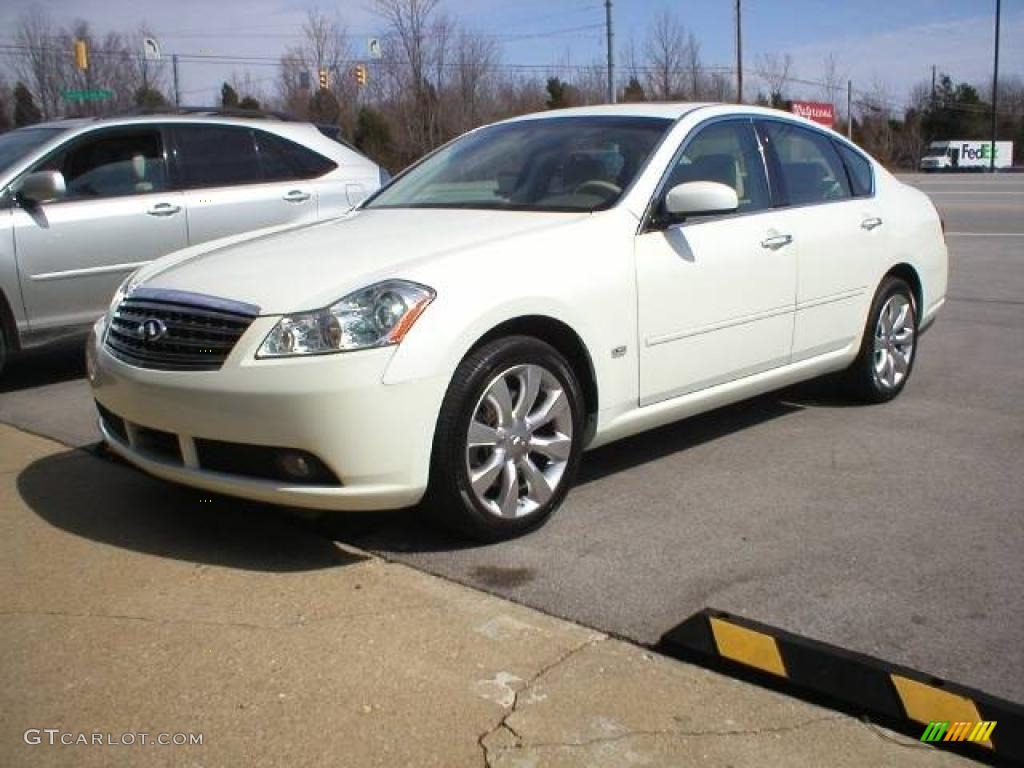 Ivory Pearl Infiniti M