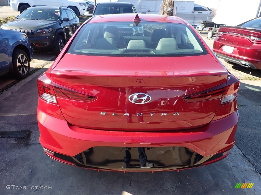 2019 Elantra SEL - Scarlet Red / Gray photo #3