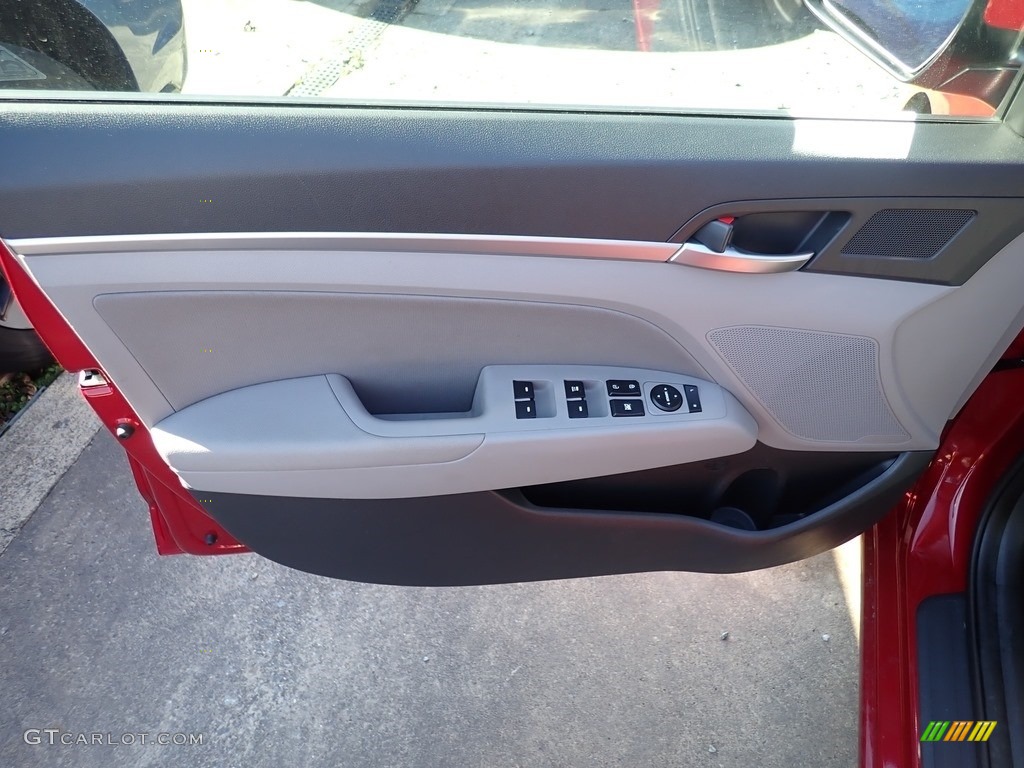 2019 Elantra SEL - Scarlet Red / Gray photo #10