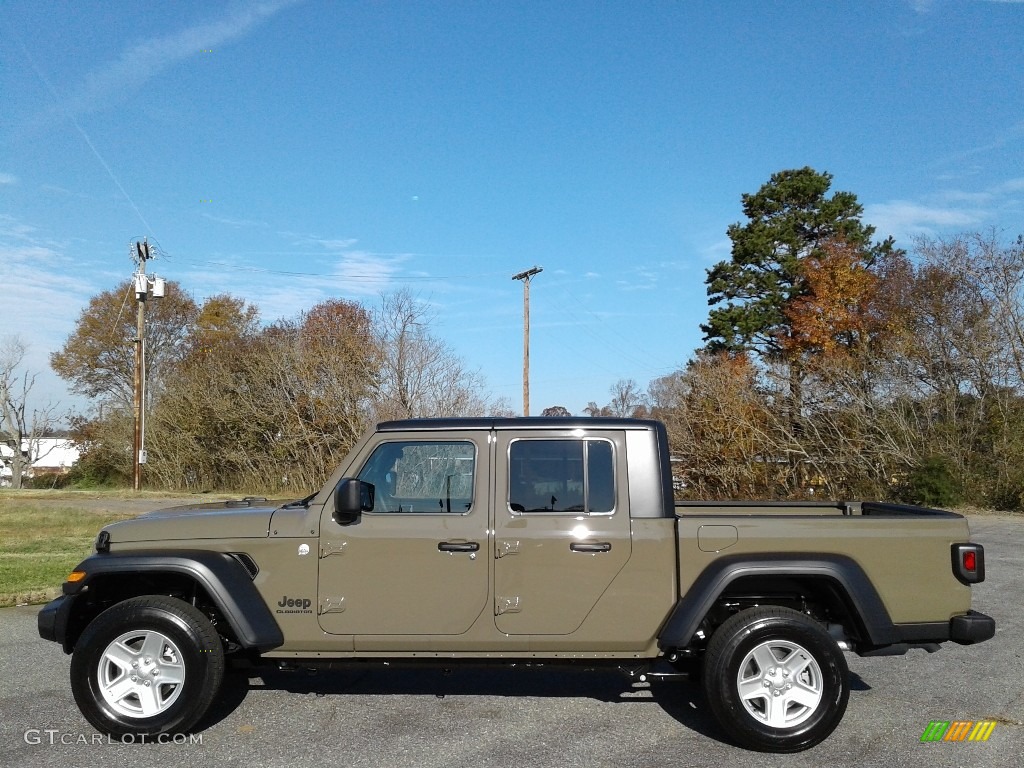 Gator 2020 Jeep Gladiator Sport 4x4 Exterior Photo #136229946