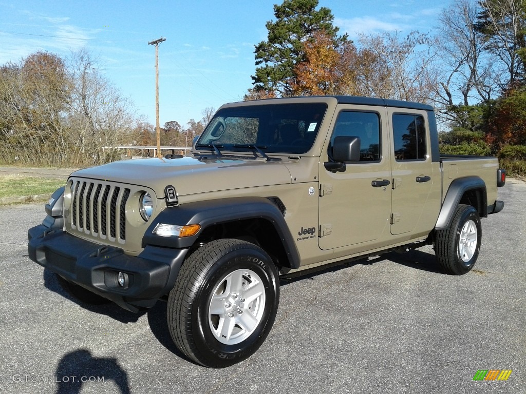 Gator 2020 Jeep Gladiator Sport 4x4 Exterior Photo #136229987