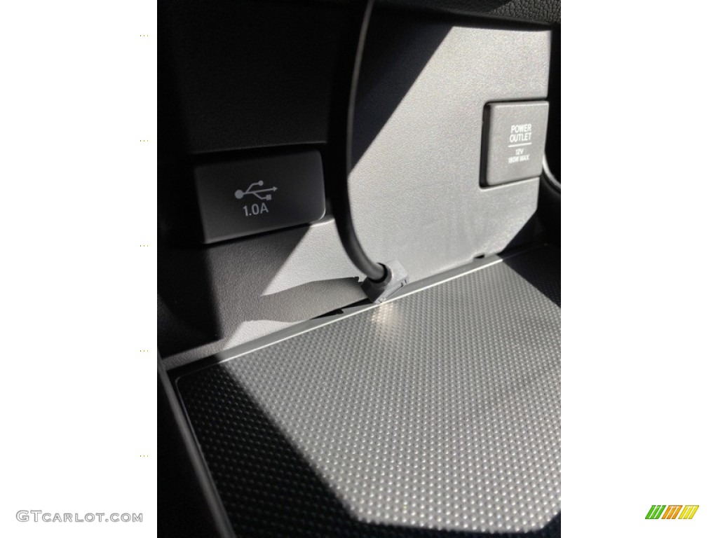 2020 Civic LX Hatchback - Polished Metal Metallic / Black photo #34