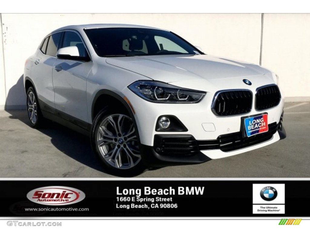 Alpine White BMW X2