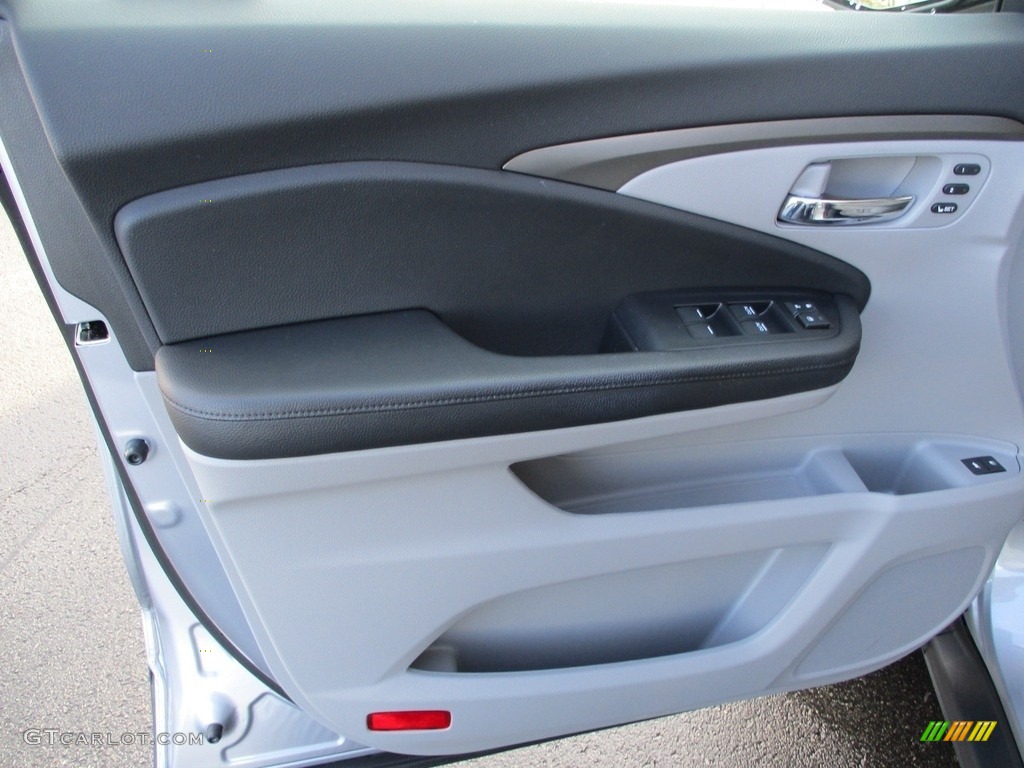 2019 Pilot EX-L AWD - Lunar Silver Metallic / Gray photo #10