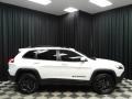 2020 Bright White Jeep Cherokee Upland 4x4  photo #5