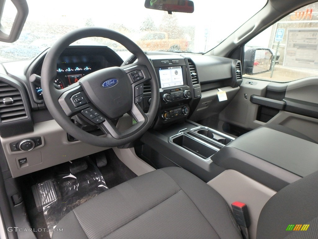 2019 F150 STX SuperCab 4x4 - Oxford White / Black photo #13