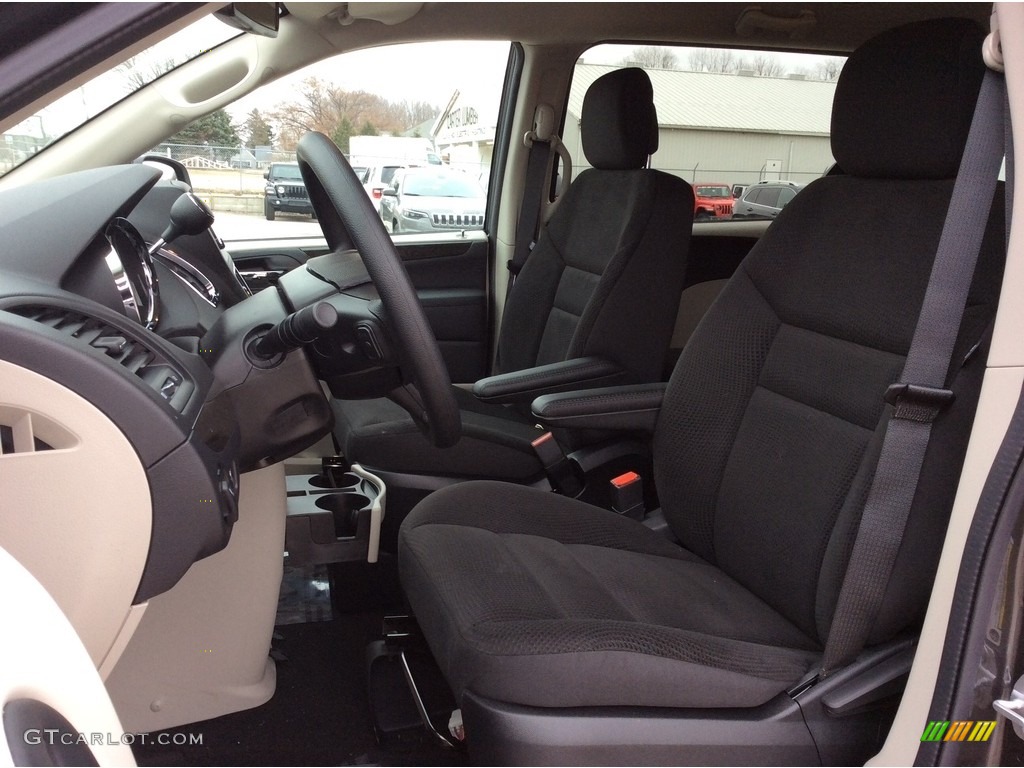 2019 Grand Caravan SE - Granite Pearl / Black/Light Graystone photo #2