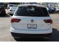 Pure White - Tiguan SE 4MOTION Photo No. 8