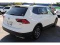 Pure White - Tiguan SE 4MOTION Photo No. 9