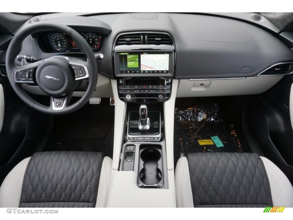 Ebony Interior 2020 Jaguar F-PACE SVR Photo #136258544