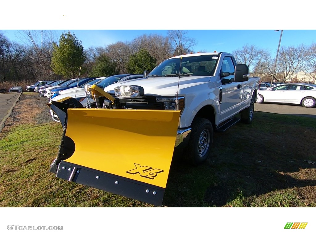 Oxford White 2019 Ford F250 Super Duty XL Regular Cab 4x4 Plow Truck Exterior Photo #136262249