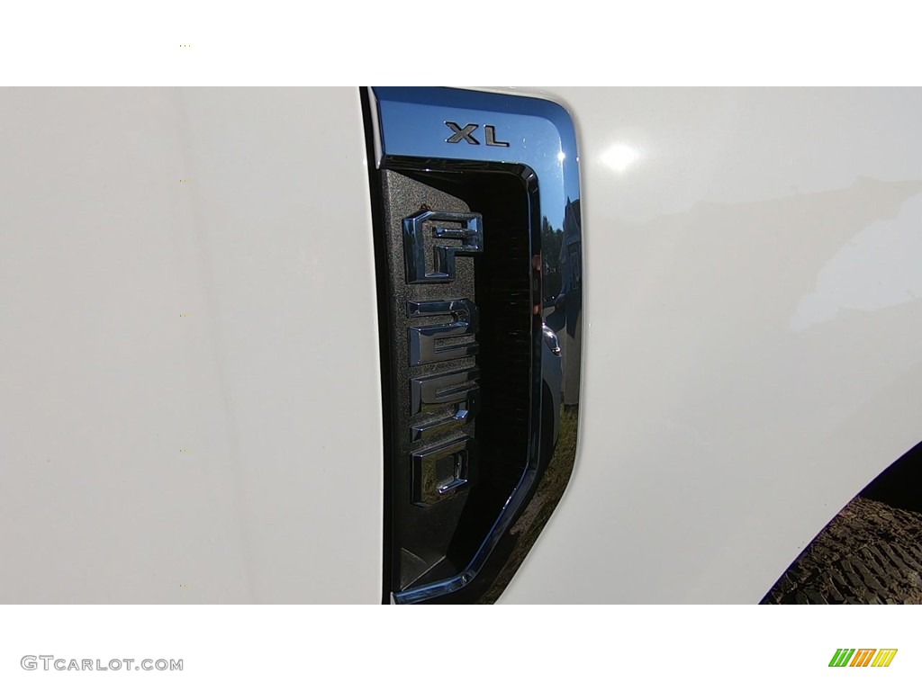 2019 Ford F250 Super Duty XL Regular Cab 4x4 Plow Truck Marks and Logos Photo #136262762