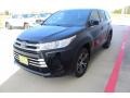 2019 Midnight Black Metallic Toyota Highlander LE  photo #4