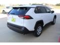 Super White - RAV4 LE Photo No. 8