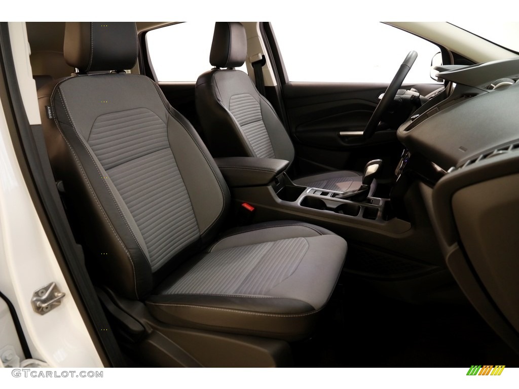 Chromite Gray/Charcoal Black Interior 2019 Ford Escape SE 4WD Photo #136276704
