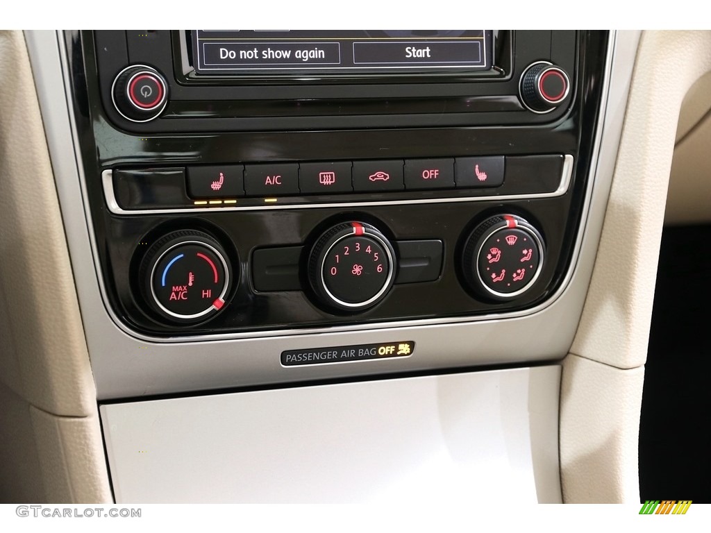 2019 Volkswagen Passat Wolfsburg Controls Photo #136278083