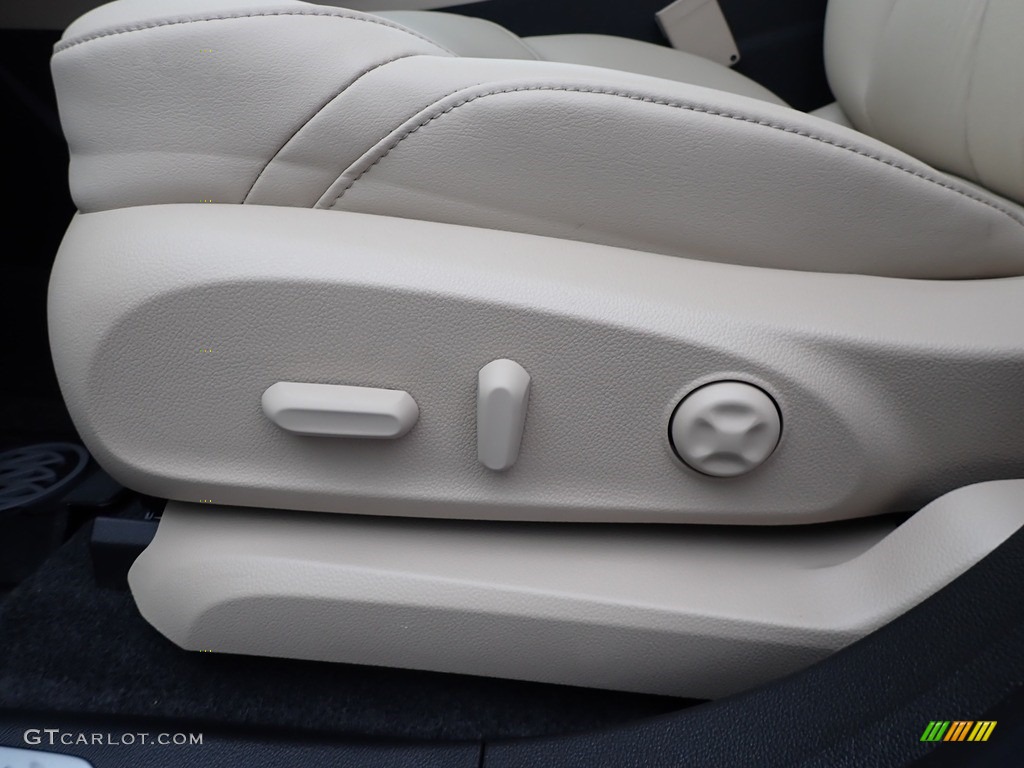 2020 Buick Envision Preferred AWD Front Seat Photo #136282370