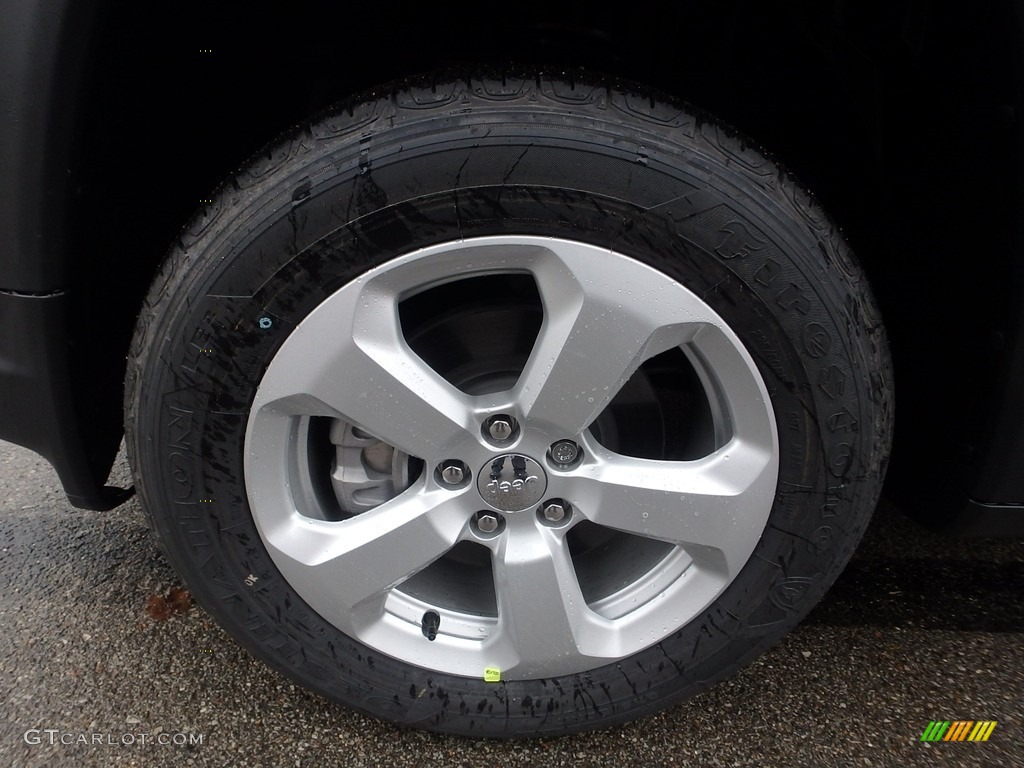 2020 Compass Latitude 4x4 - Jazz Blue Pearl / Black photo #10