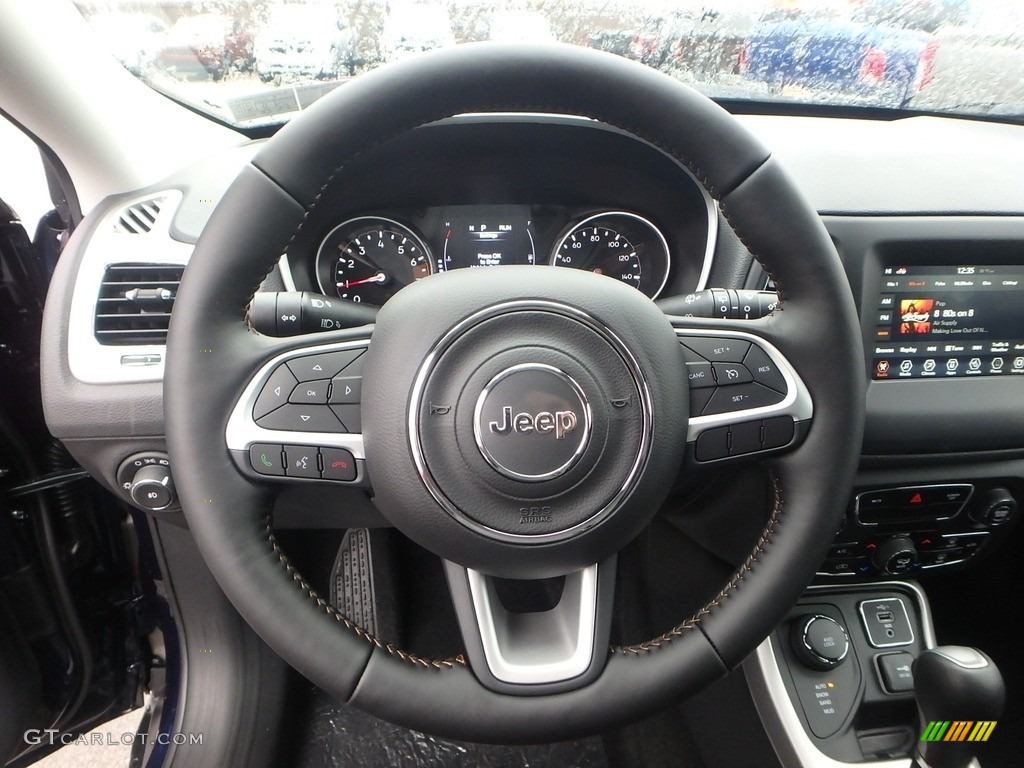 2020 Compass Latitude 4x4 - Jazz Blue Pearl / Black photo #18