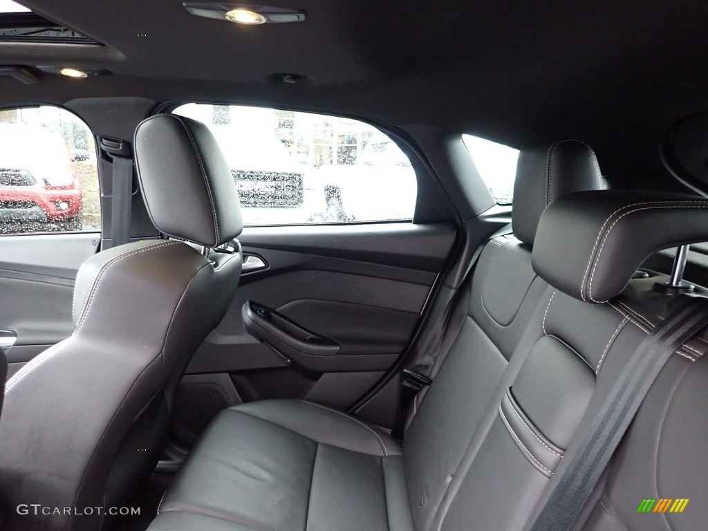 2013 Focus ST Hatchback - Oxford White / ST Charcoal Black Full-Leather Recaro Seats photo #19