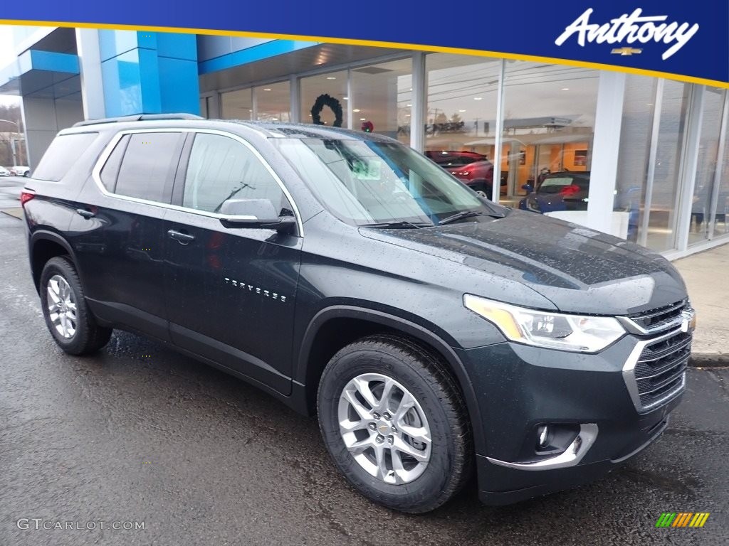 Graphite Metallic Chevrolet Traverse