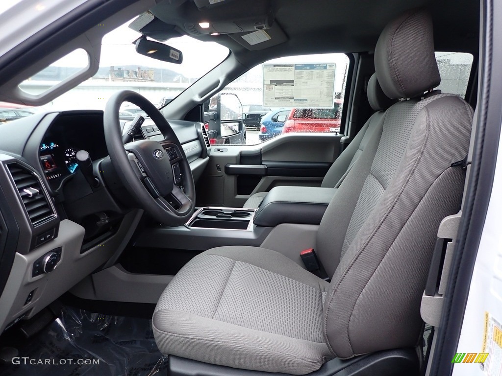 Medium Earth Gray Interior 2020 Ford F250 Super Duty XLT SuperCab 4x4 Photo #136293359