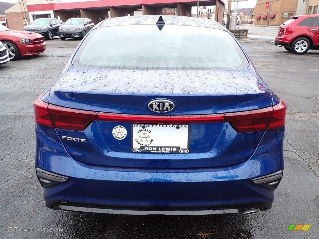 2020 Forte LXS - Deep Sea Blue / Black photo #3