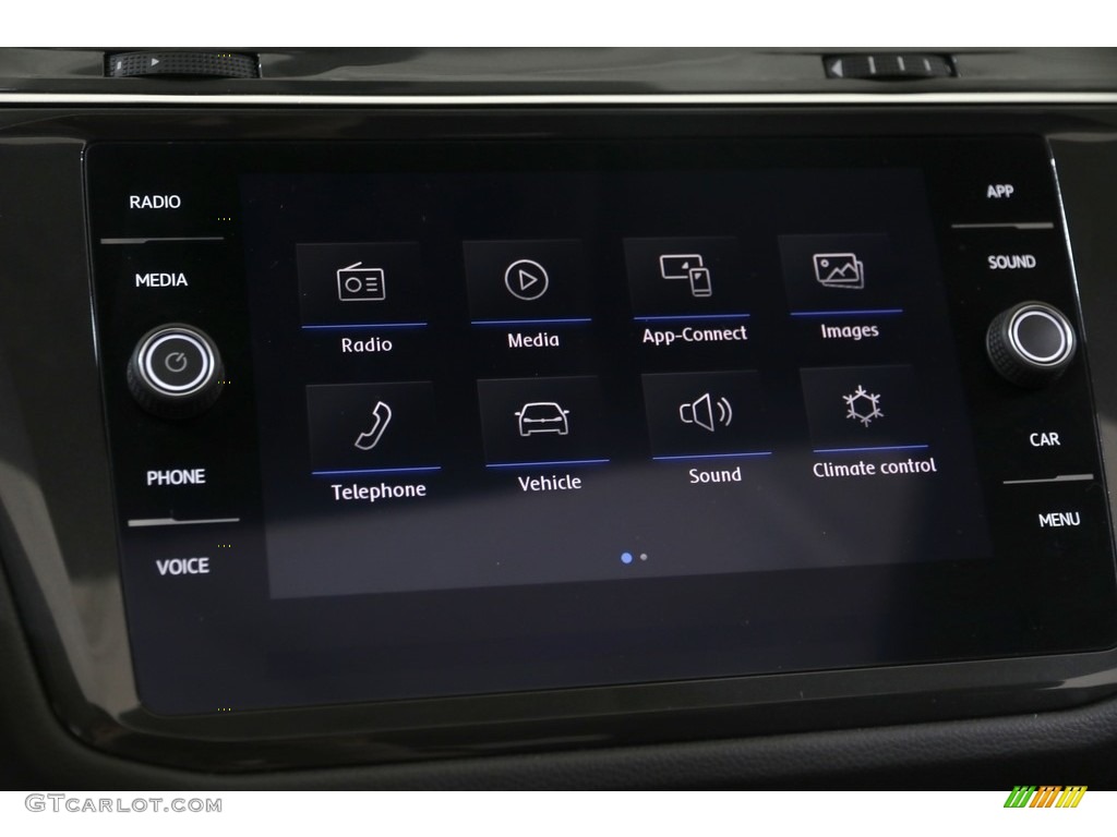 2019 Volkswagen Tiguan SE 4MOTION Controls Photo #136297292